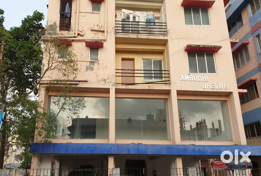 Commercial Space for Office/Showroom/Gym/Diagnostic Centre Purposes