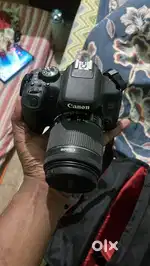 Canon eos 750D