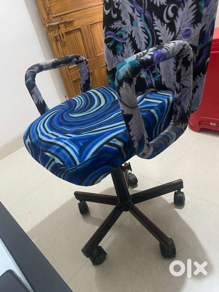 chair round