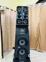 IAM SELLING MY SONY MCH-V90DW BLUETOOTH PARTY SPEAKER
