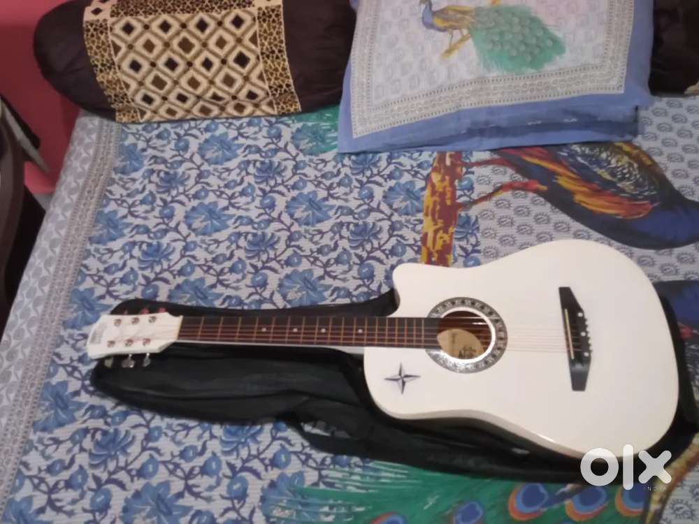 10 days old guitar