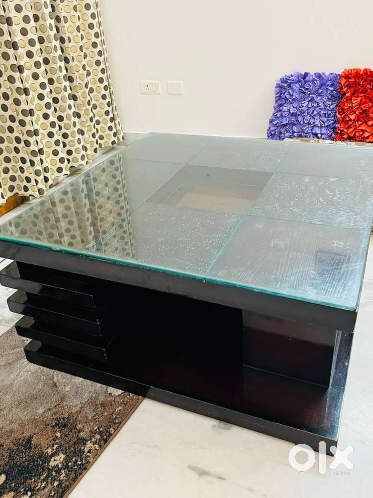 Dining table for Drawing room