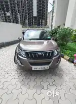 XUV 500 W10 SUNROOF