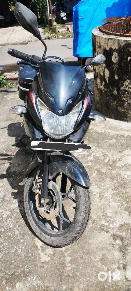 Bajaj Discover 150F for sell 20000 driven / 1st owner