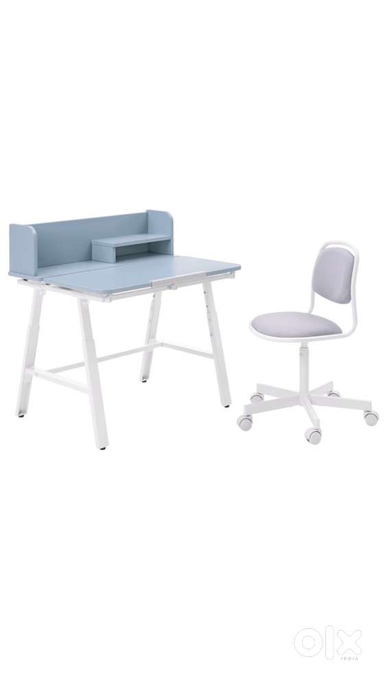 Table desk and chair