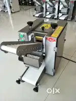Momo roti machine