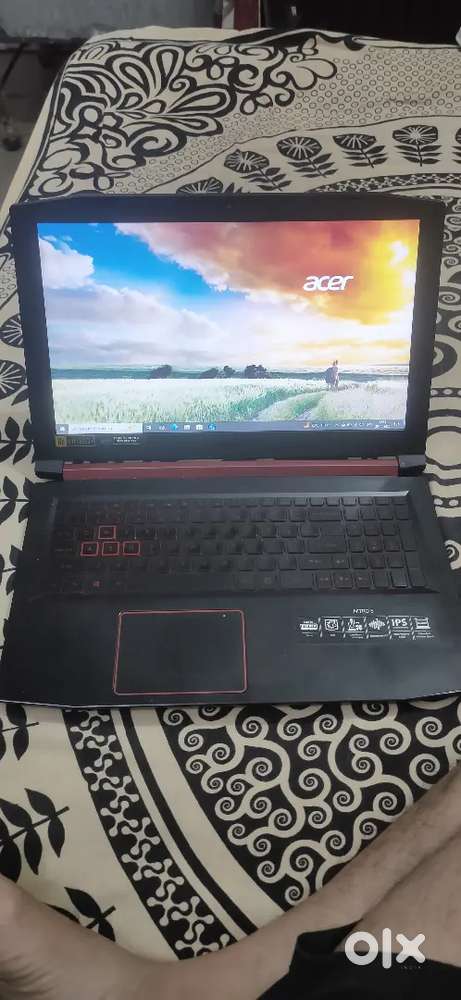 Acer nitro 5 gaming laptop