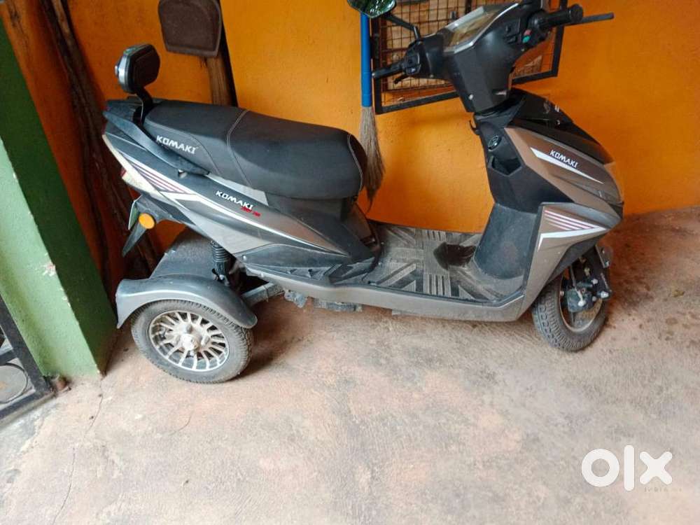 Electric Scooter designed for physically disabled person