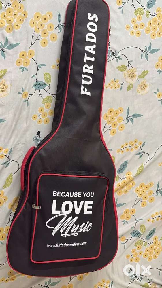 Yamaha Acoustic Guitar