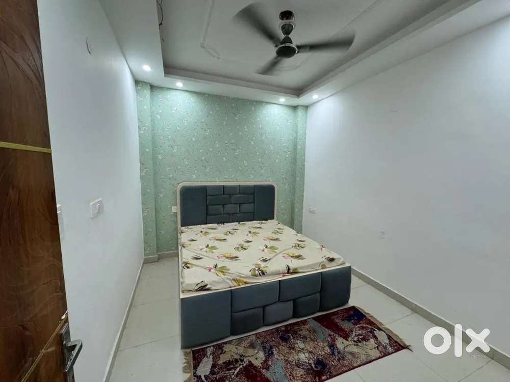 2 BHK flat in central Noida sector 73