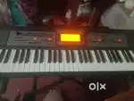 Roland  e09in  keboard  urgent  sell.
