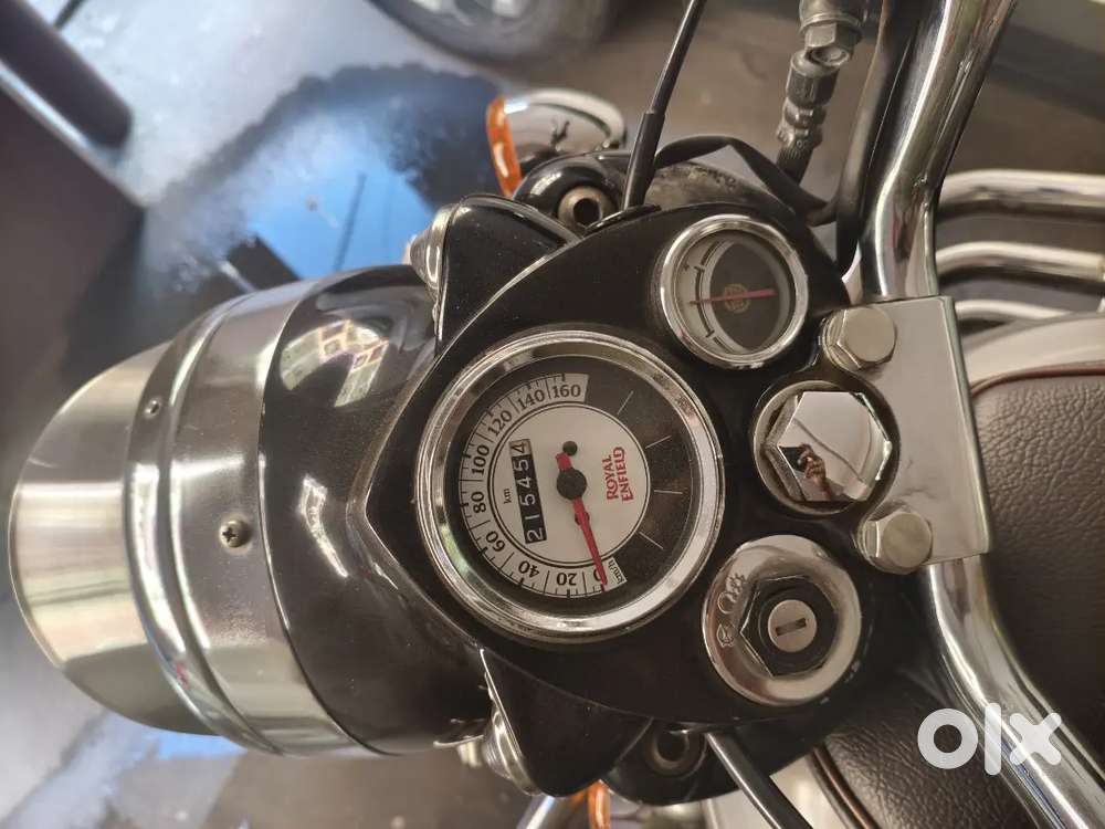 Royal Enfield classic 350 gunmetal gray