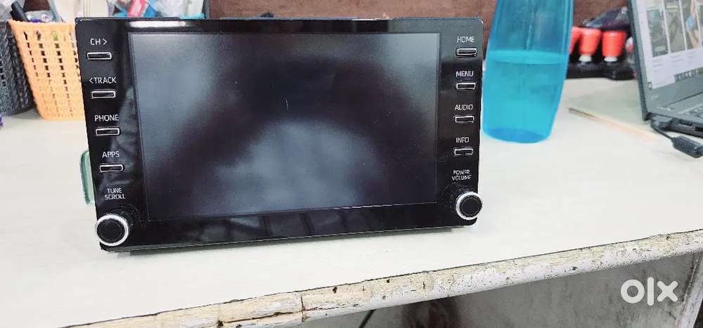 Fortuner Legender 2025 OEM Pull out Stereo