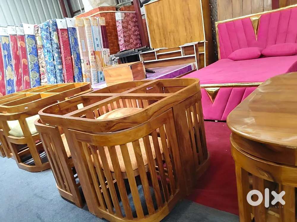 Driver wanted for furniture