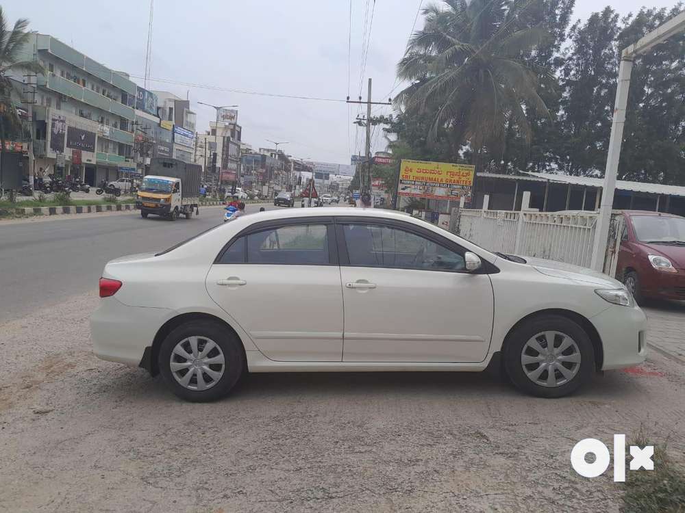 Toyota Corolla Altis 2013-2017 D-4D Limited Edition, 2013, Diesel