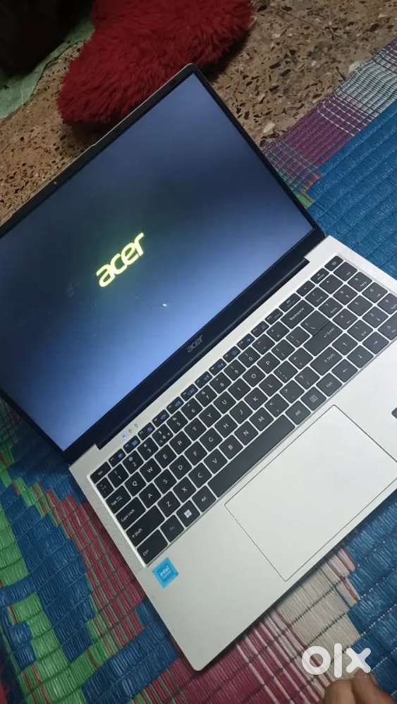 Acer 8 -256 GB