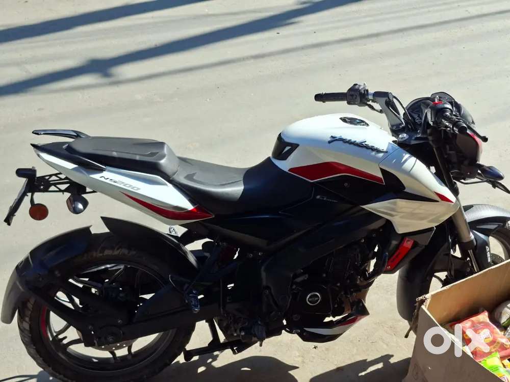 NS 200  BS6 dual Abs