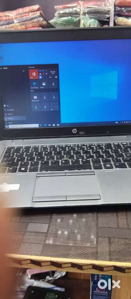 Rom 128 gb SSD , ram 4gb, Model, hp726