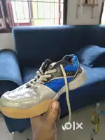 Nivia Non - marking shoe for badminton