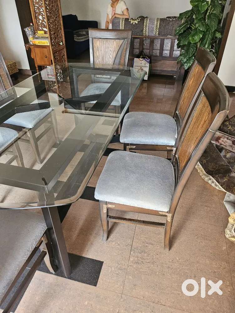 6 seater Dining table with toughened glass top