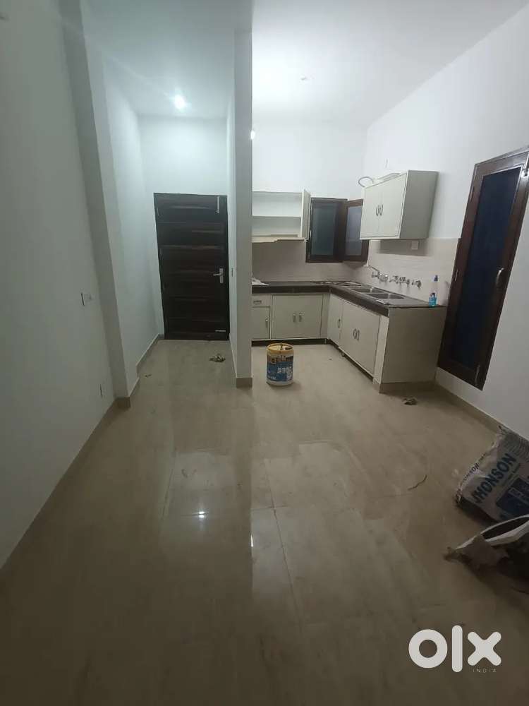 Newly built first floor 1room set ac Sector 6 Panchkula