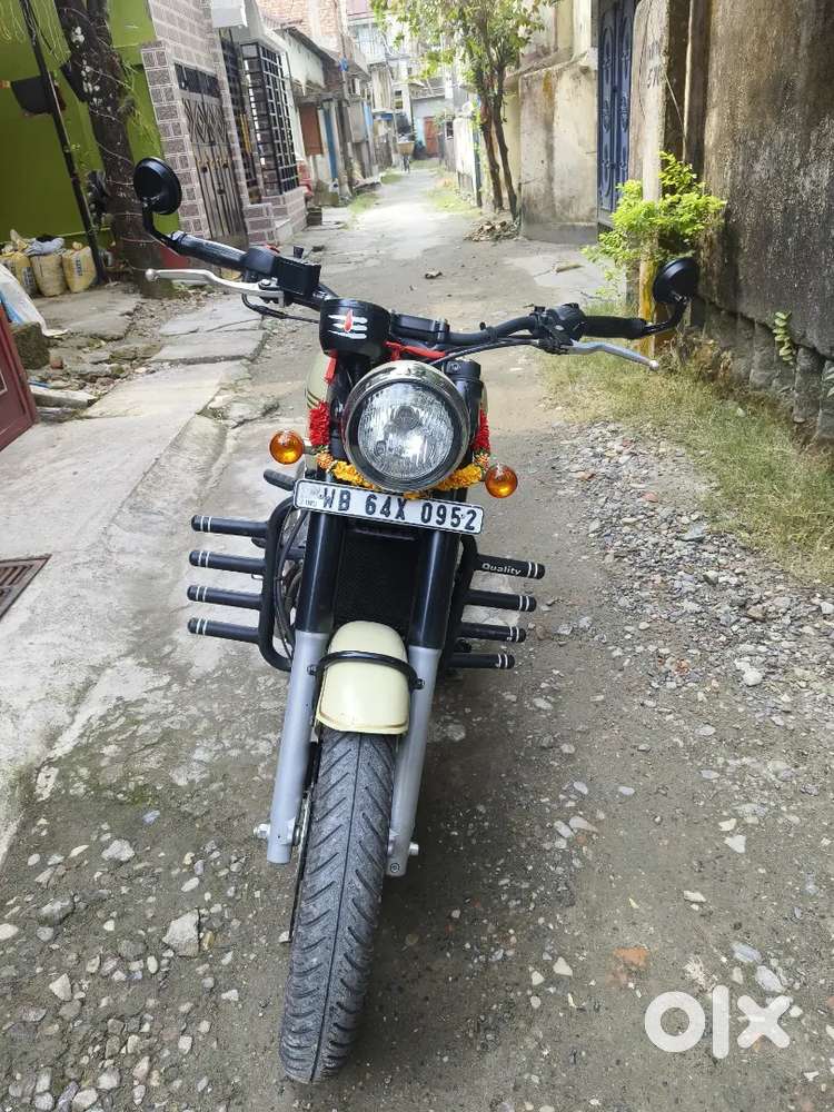Jawa 42 classic
