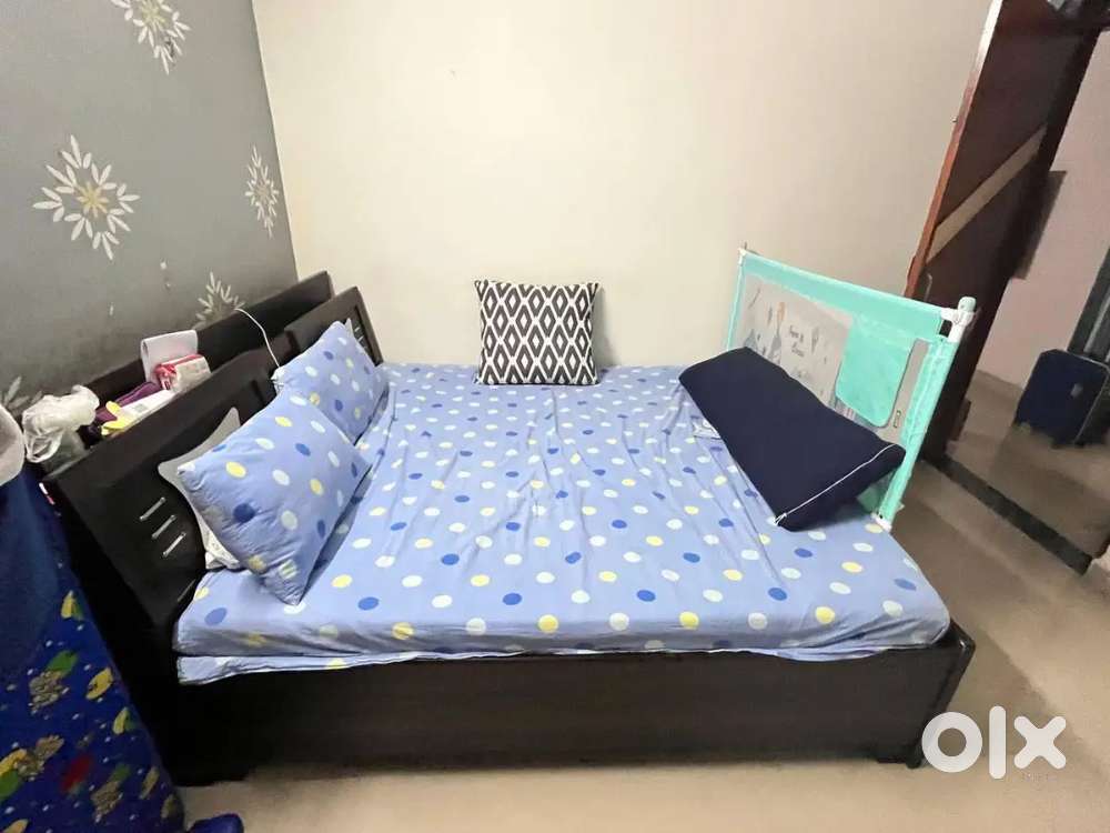 3 BHK furnished flat for rent