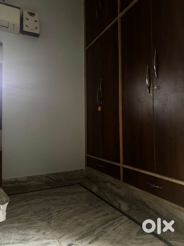 G block,on road,for rent,2 bhk