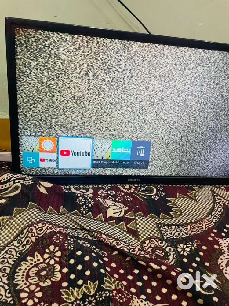 Smart led tv  in excellent condition