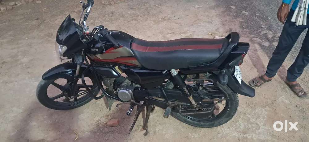 Bhai kisi ko bike  chahiye  to sampark  kre or bass 16000km hi chali h