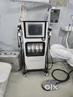 Hydra facial machine