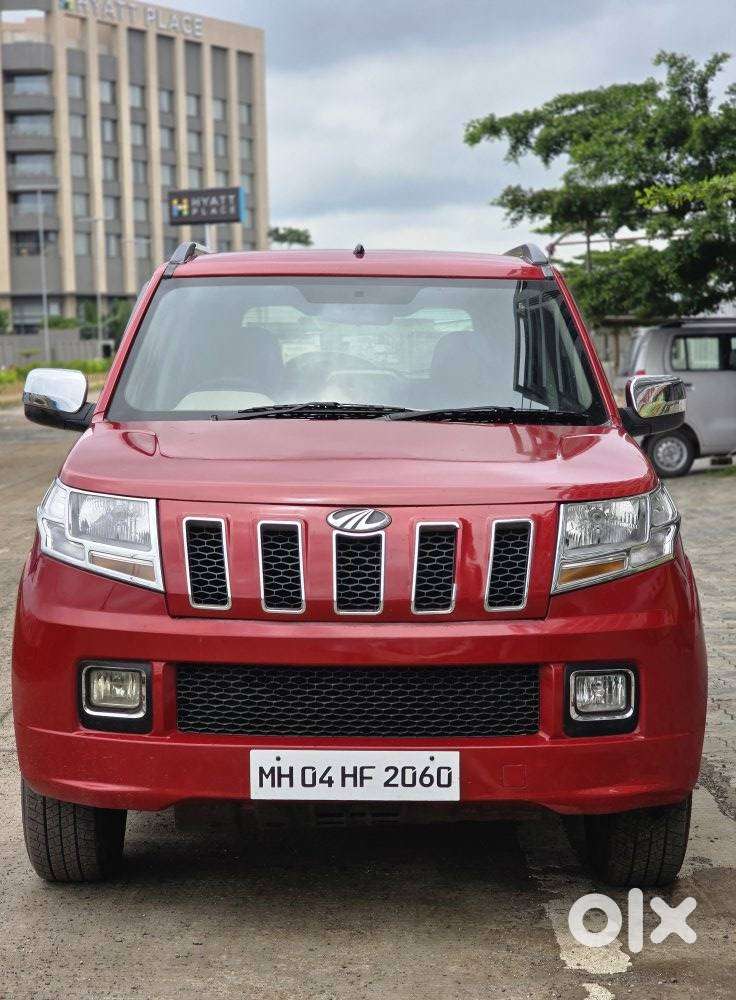 Mahindra TUV 300 mHAWK100 T8, 2016, Diesel