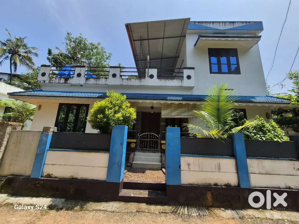 3BHK home for rent - 01 KM near to Lifeline hospital and KV adoor
