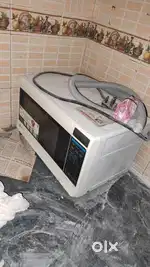 Microwave heat oven in good condition