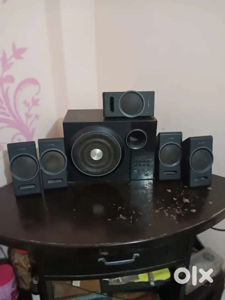 Sell F&D Home theater