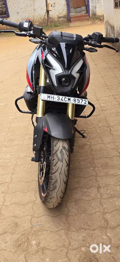 BRAND NEW BIKE NOT SINGLE SCRATCH AND ALSO PPF DONE CERAMIC PRO
