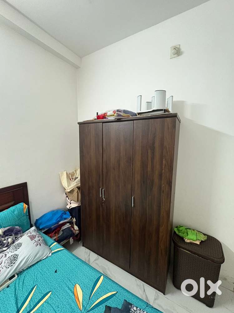 Wardrobe 3door Homecentre