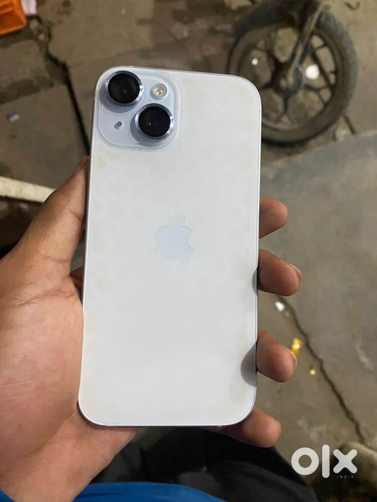I phone 15 128gb  91% battery health With 1 month warranty left