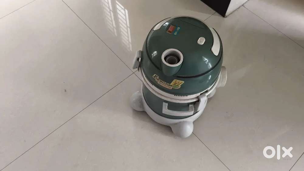 Eureka vacuum cleaner