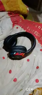 Brand new look boat rockerz 550