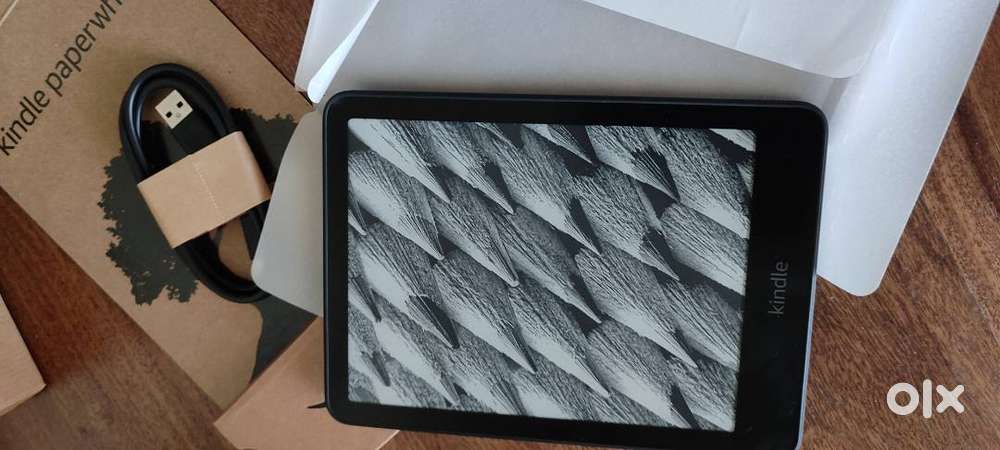 Brand new Amazon Kindle Paperwhite (16 GB)
