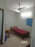 Executive single bathattatched room for rent at Kadavanthra Padamstop
