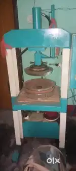 HYDRAULIC PAPER PLATE MACHINE