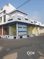 Corner ki property 4 Dukan or makan sath me shanti place ke pichhe