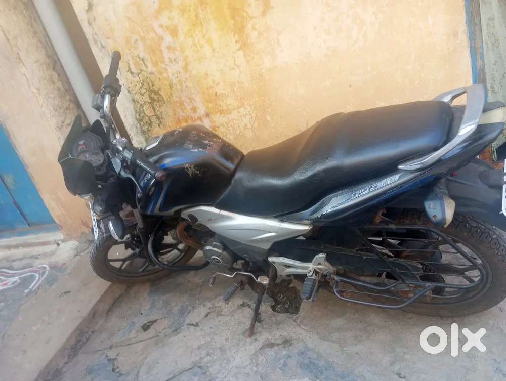 Discover125st bike sale good condition good mileage