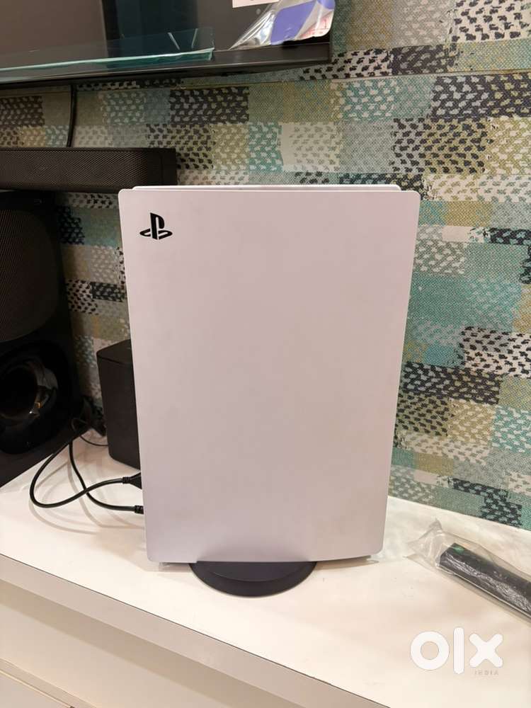 Ps5 digital 1tb ssd with 1 controller