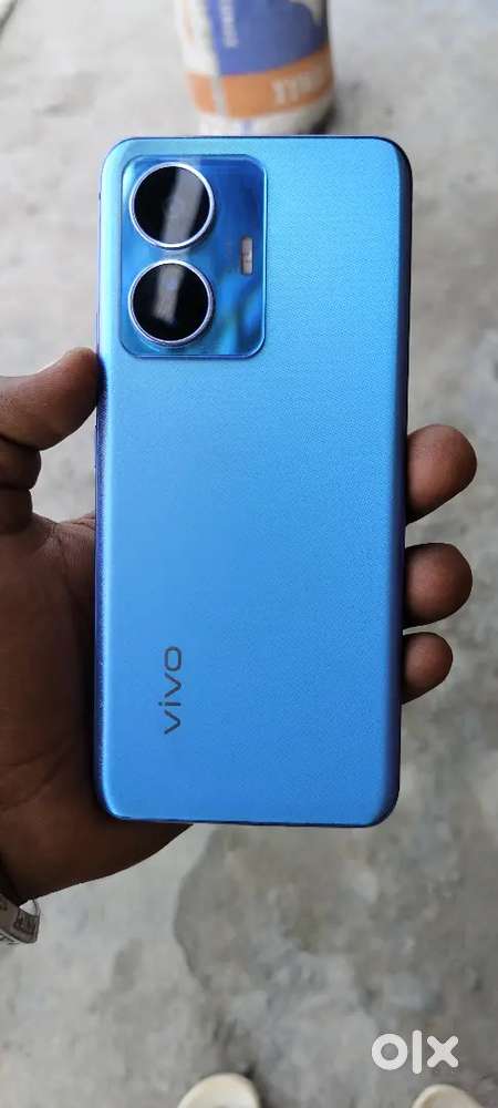 Vivo t1ram 4 rom 128 speaker problmhai baki sab kuchh original hai