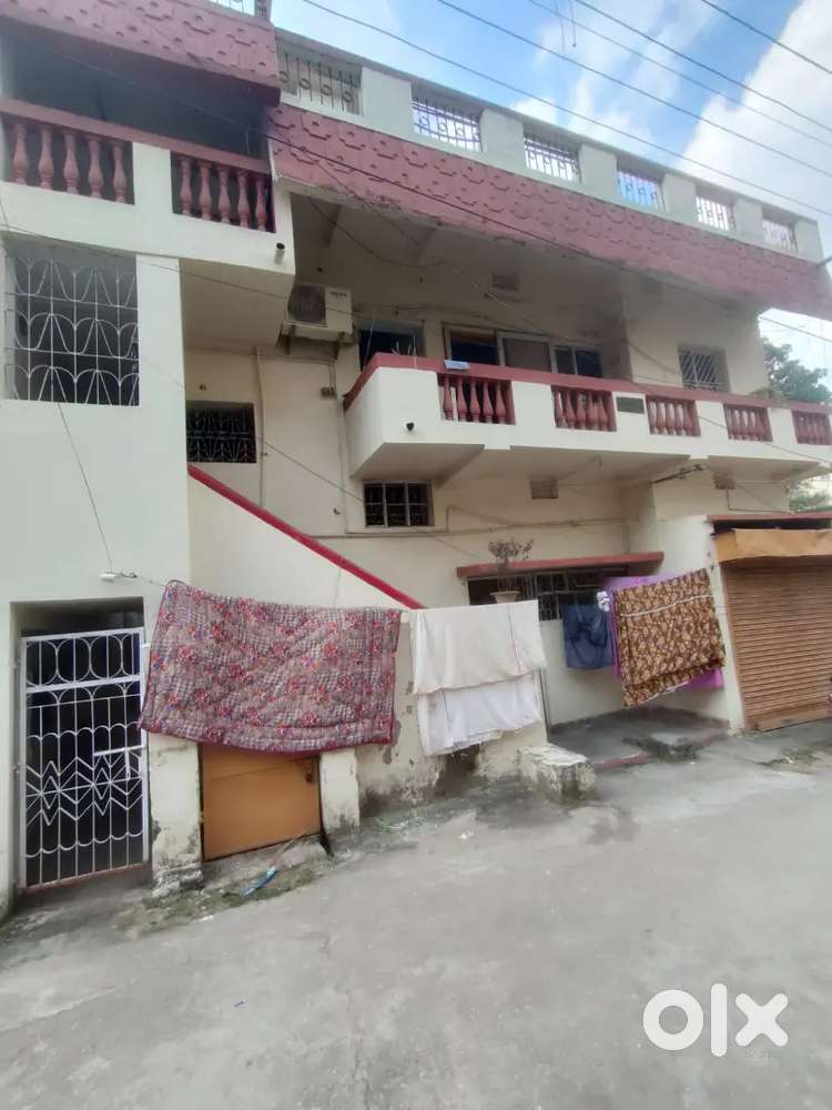 3 Dismil Plot with Building