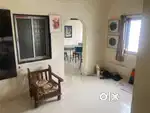 Room available for students, Roommates required