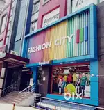 FASHION CITY MALL  में पुरुष / महिला की आवश्यकता है। तुरंत आवेदन करे